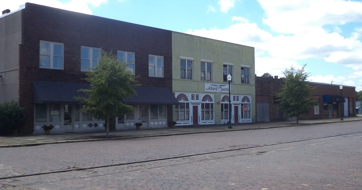city in and county seat of Dougherty County, Georgia, United States