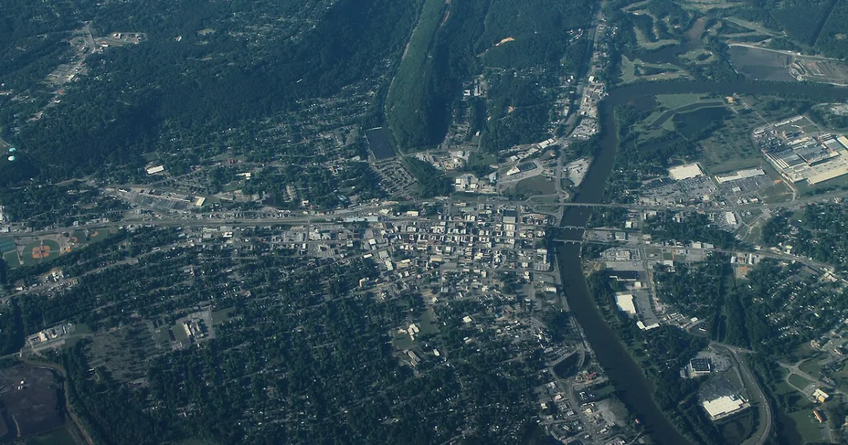 city in and the county seat of Etowah County in the U.S. state of Alabama