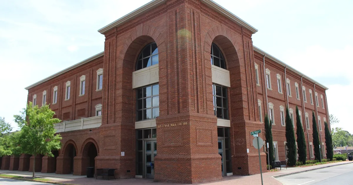 city in and the county seat of Liberty County, Georgia, United States