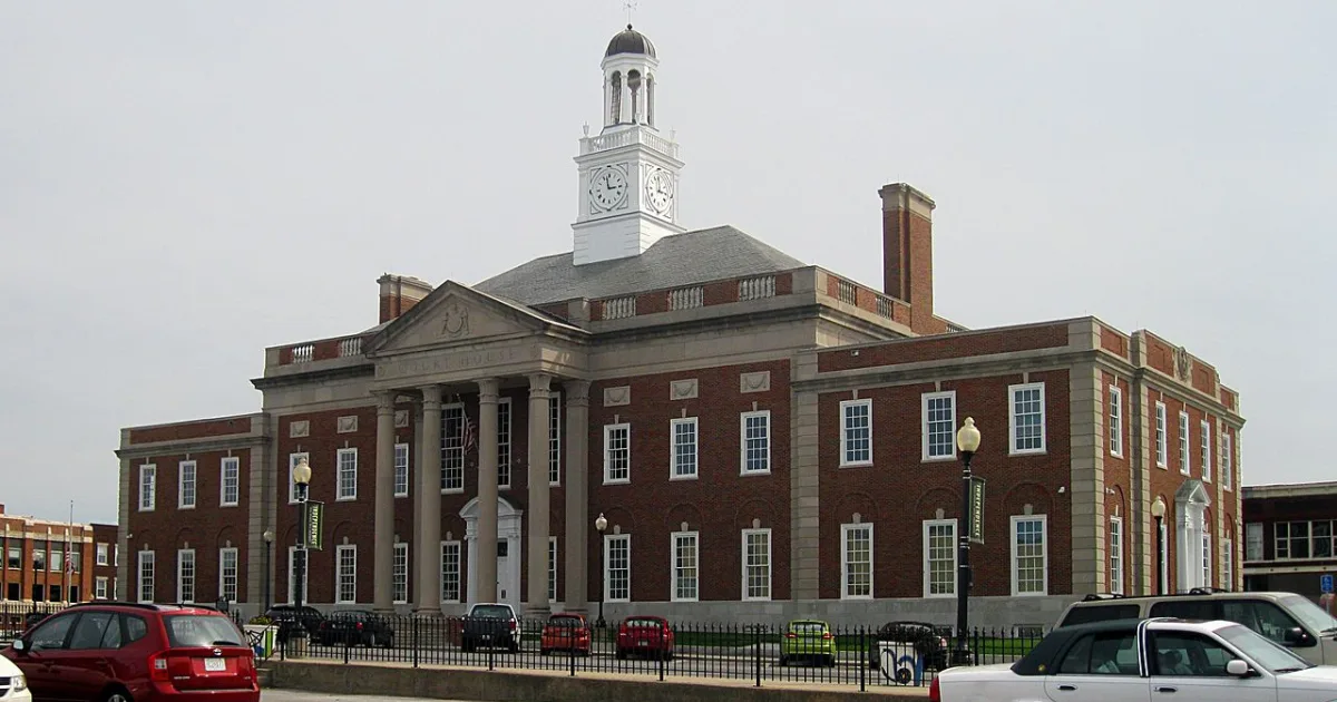 city in Jackson and Clay counties in Missouri, United States, that is one of two county seats in Jackson County