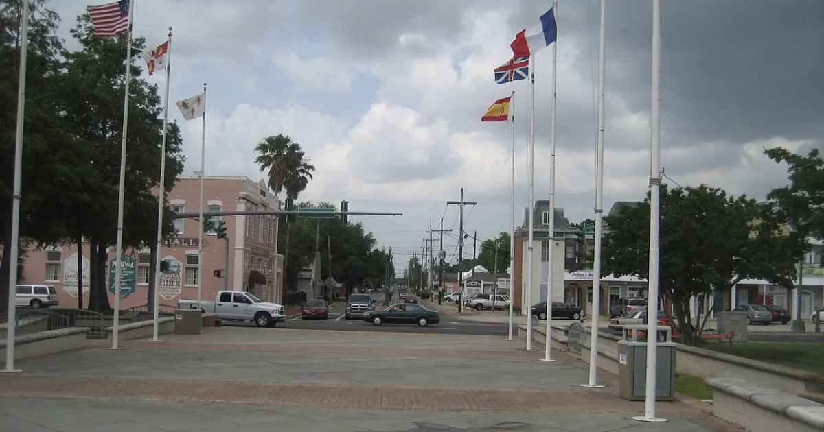 suburb city of New Orleans, located in Jefferson Parish, Louisiana, United States