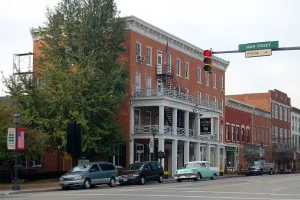 city and the county seat of Warren County, Ohio, United States