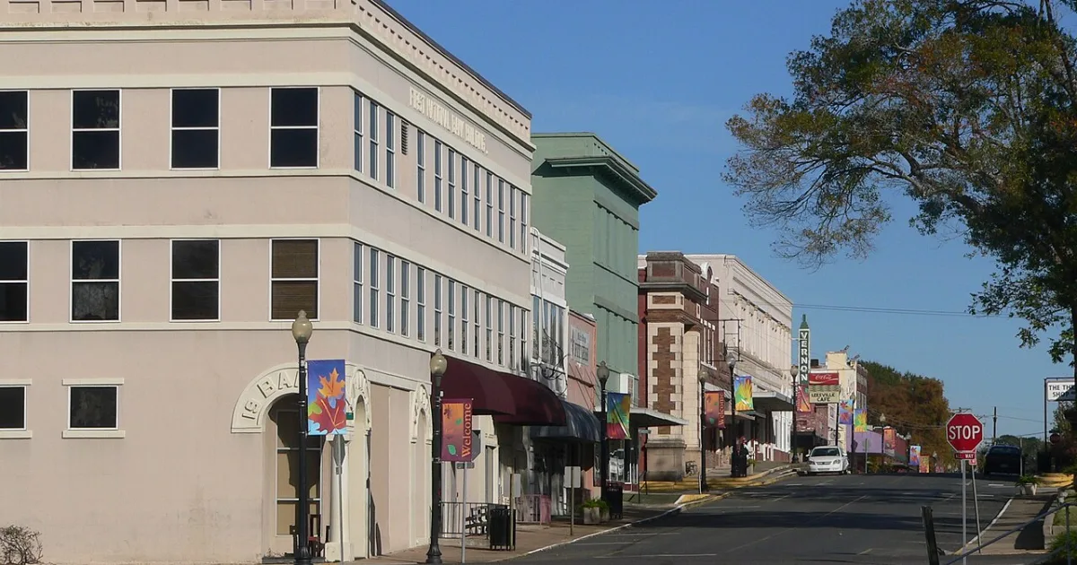 small city and the parish seat of Vernon Parish, Louisiana, United States