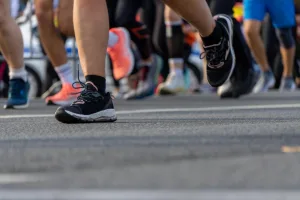 long-distance running event with an official distance of 42.195 km