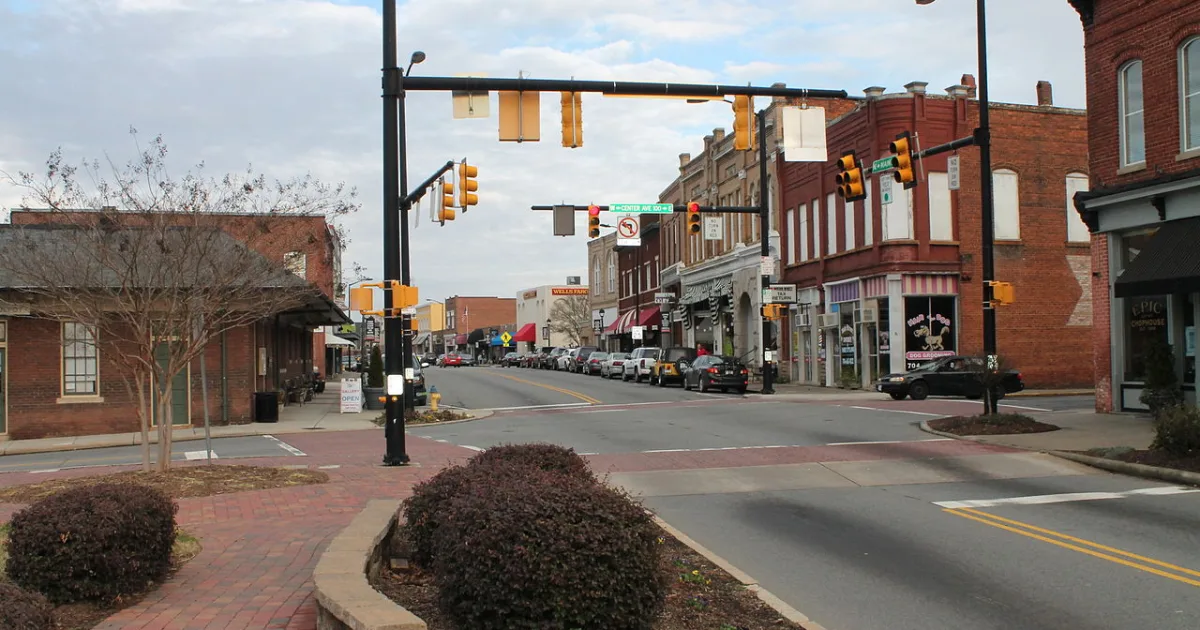 town in Iredell County, North Carolina, USA