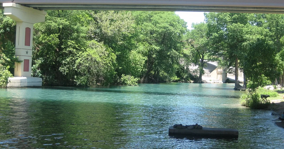 city in Comal and Guadalupe counties in Texas, United States, that is the seat of Comal County