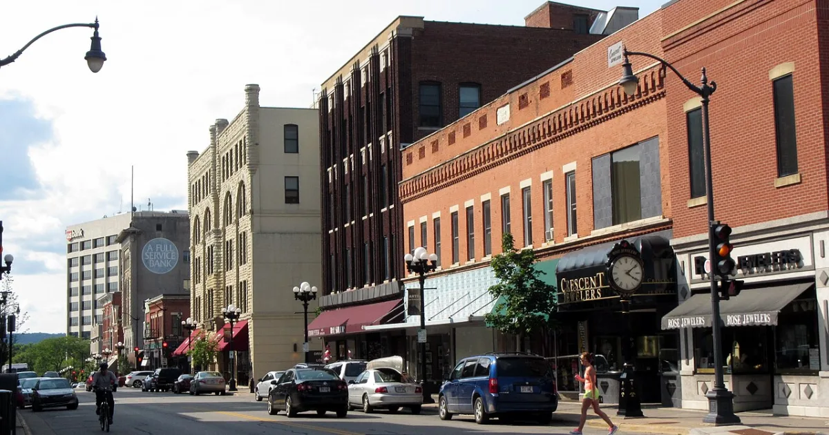 city in and county seat of La Crosse County, Wisconsin, United States