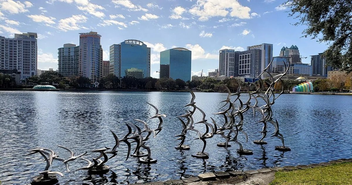 city in and county seat of Orange County, Florida, United States