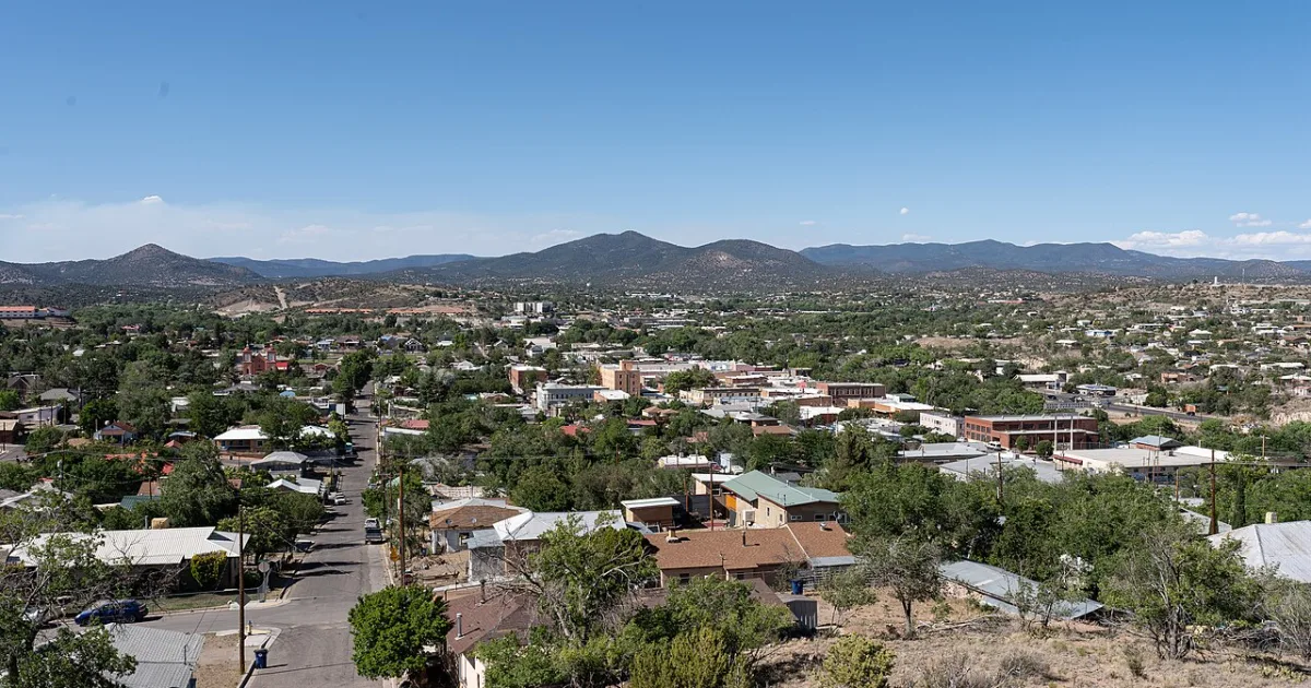 town in and county seat of Grant County, New Mexico, United States