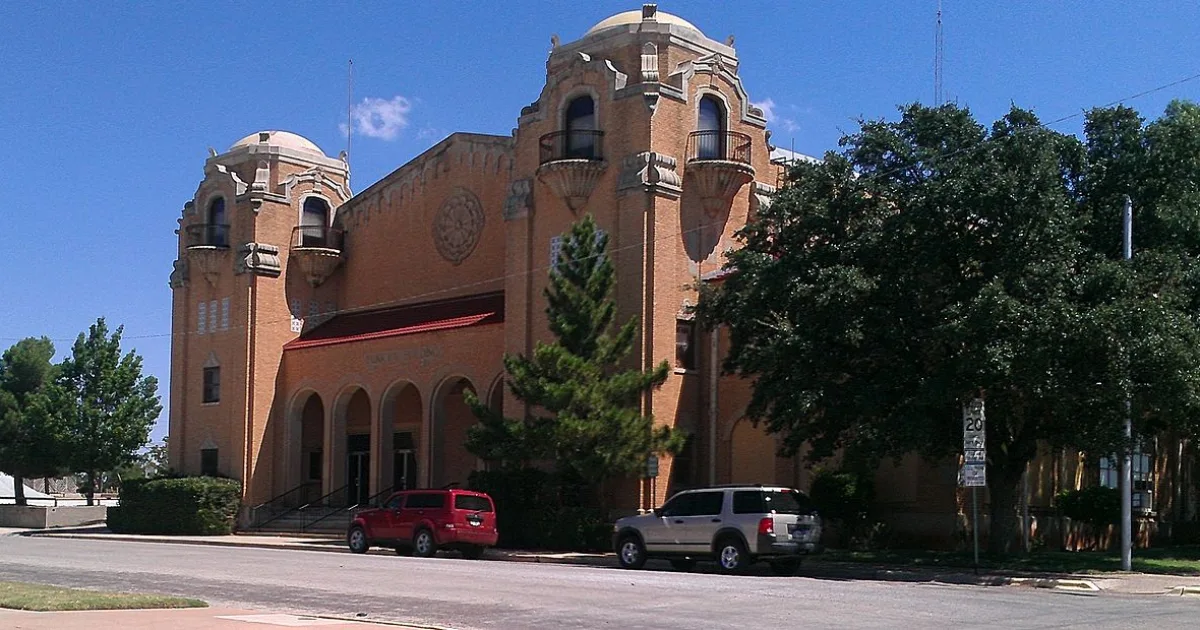 city in and county seat of Nolan County, Texas, United States