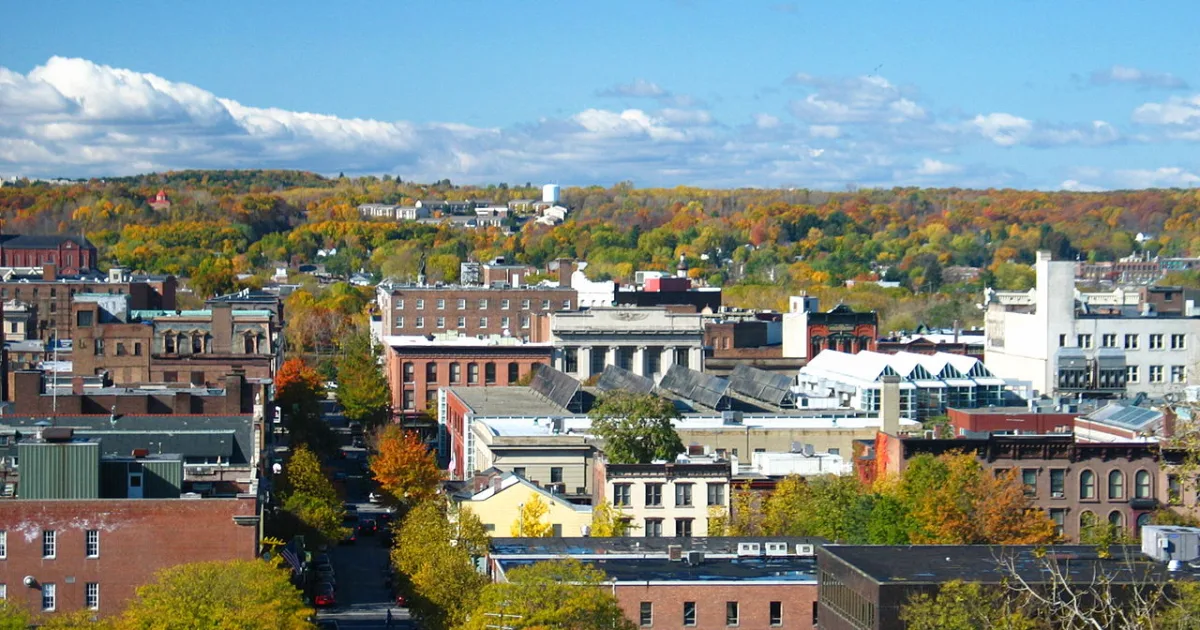 city in and county seat of Rensselaer County, New York, United States