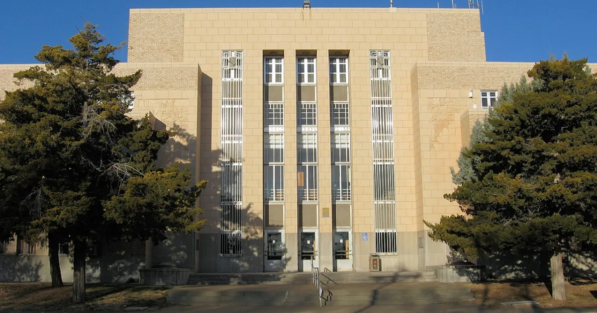 city in and county seat of Quay County, New Mexico, United States